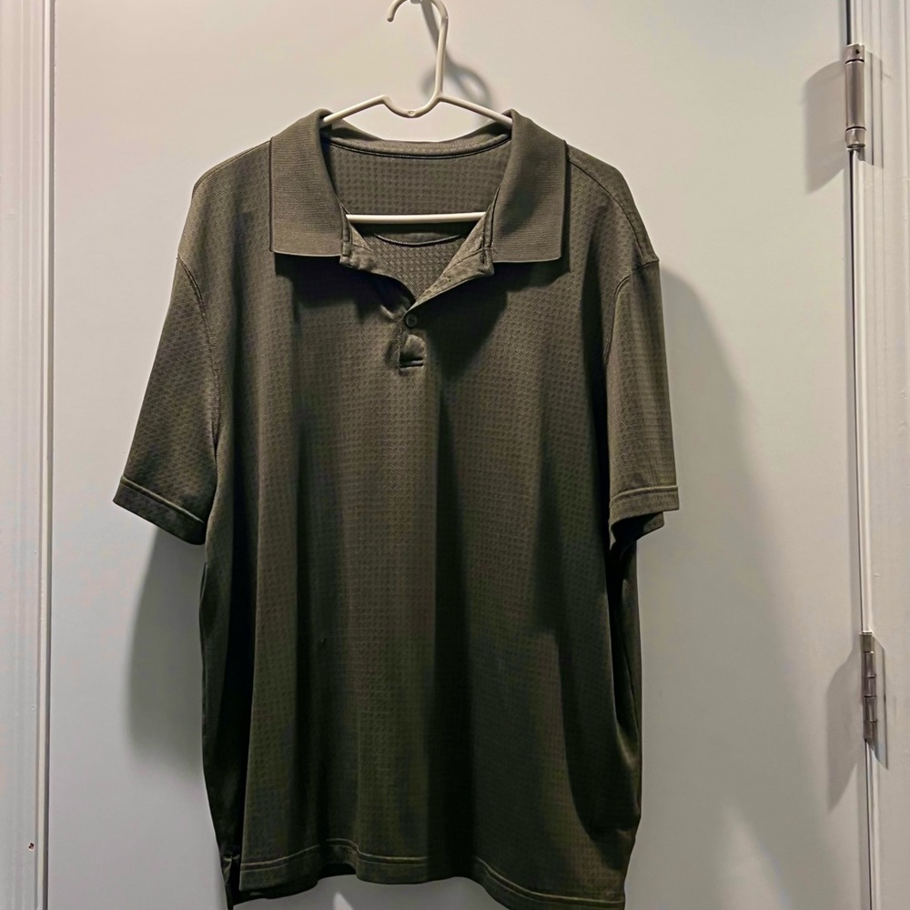 Men’s XXL Army Green Polyester Polo Shirt Like New
